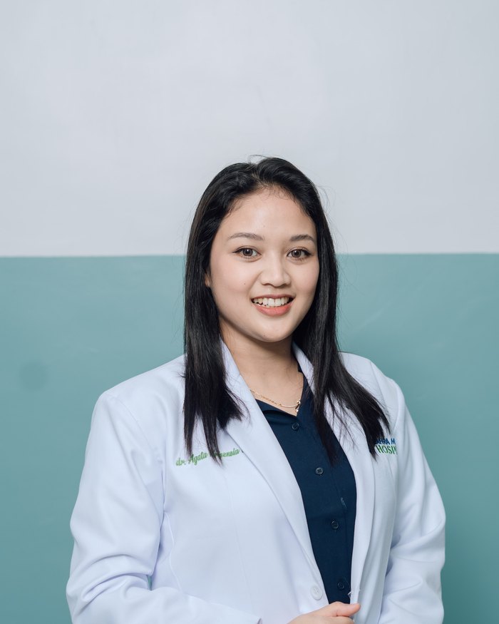 dr. Agata Krisensia P