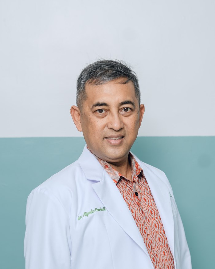 dr. Alfredo Hariadi